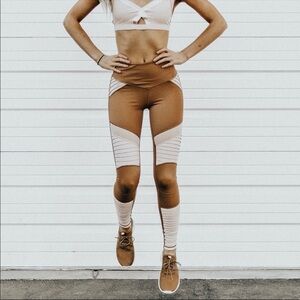 L’URV moto leggings